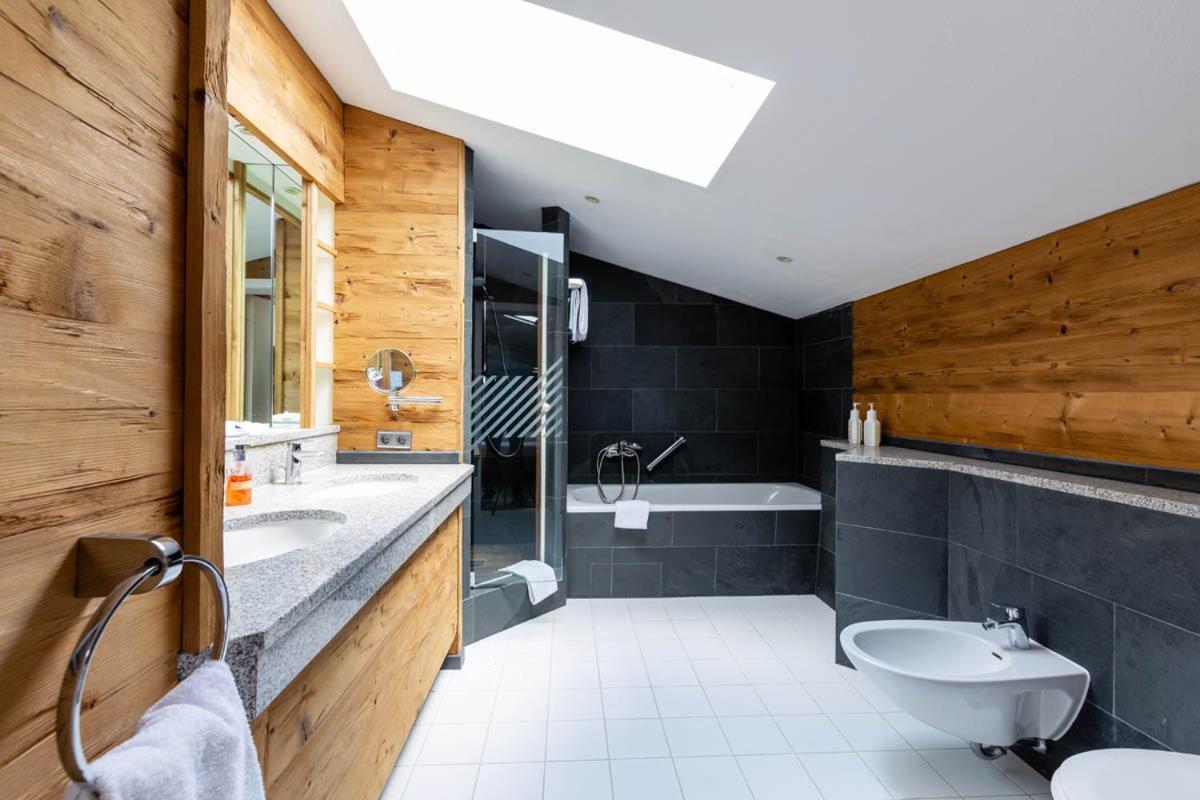 Seehotel Schlierseer Hof エクステリア 写真